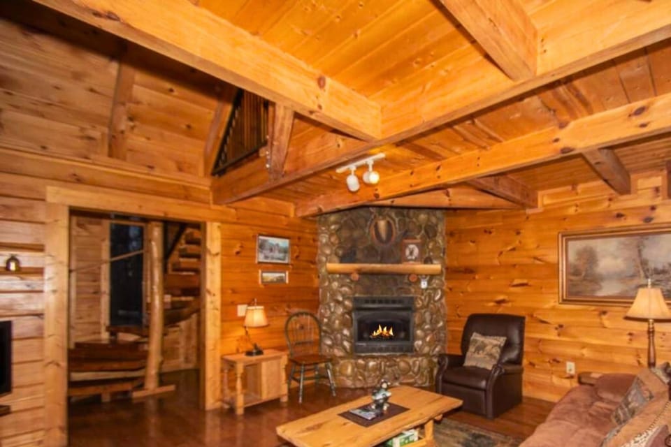 Highlander House in Gatlinburg