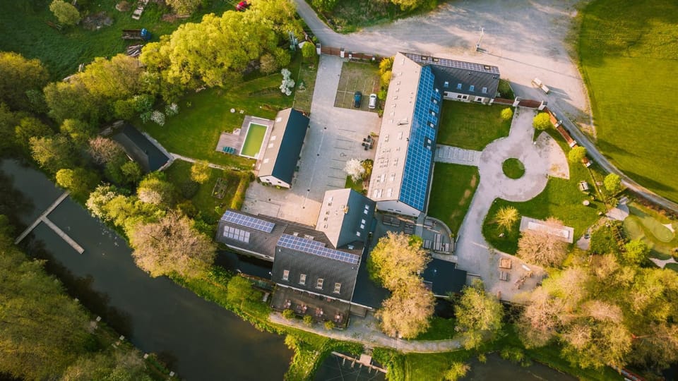 Property building, Natural landscape, Bird's eye view, Garden view