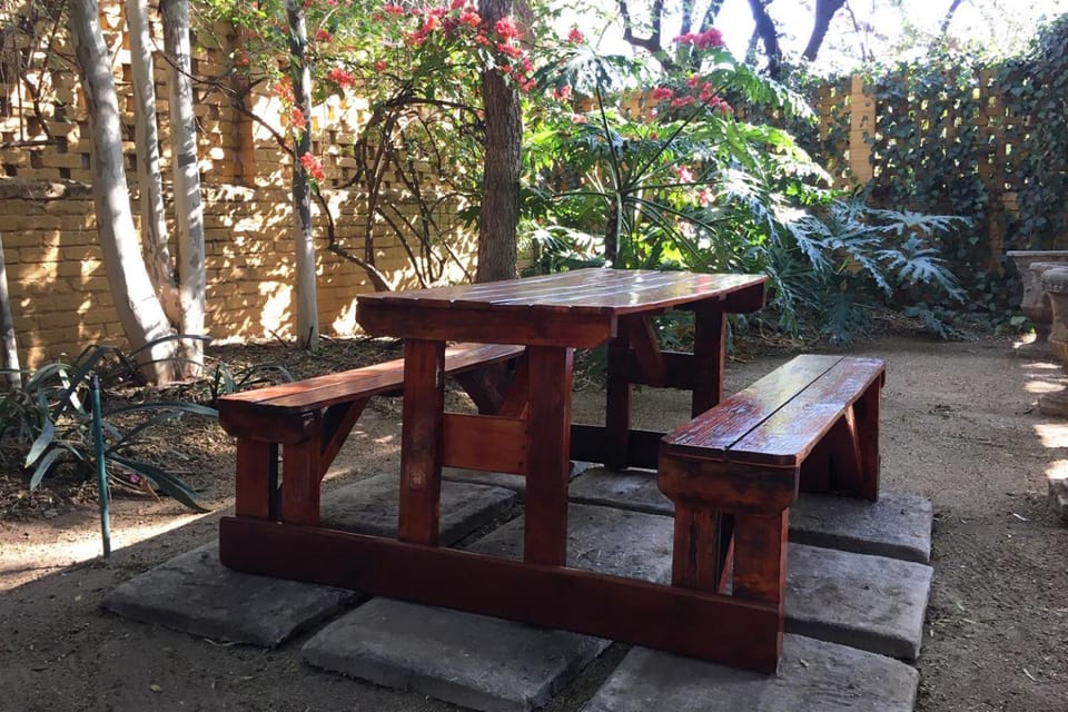 Restaurant/places to eat, Garden, Garden view