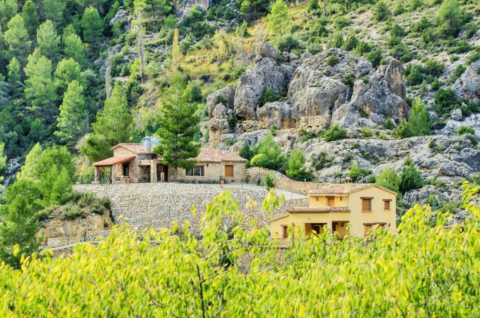 Property building, Neighbourhood, Natural landscape, Hiking, Mountain view