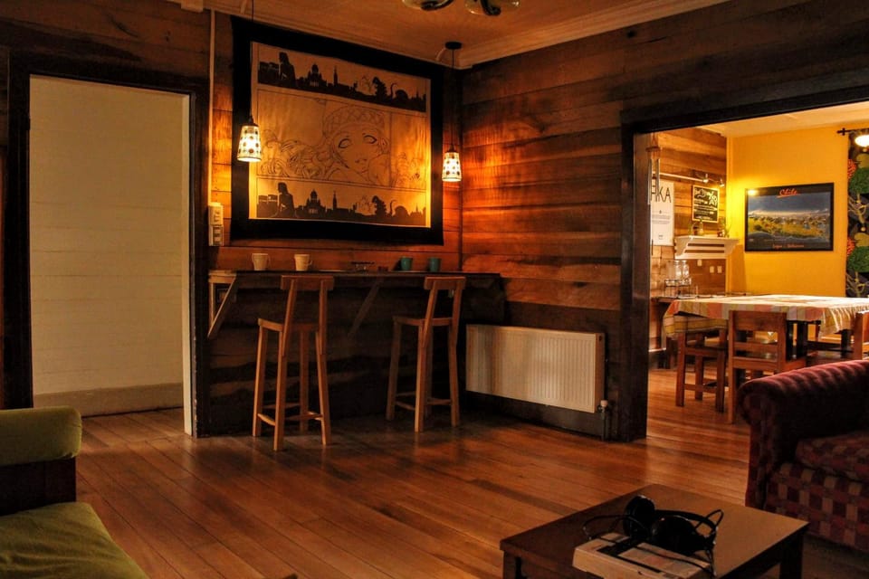 Communal lounge/ TV room