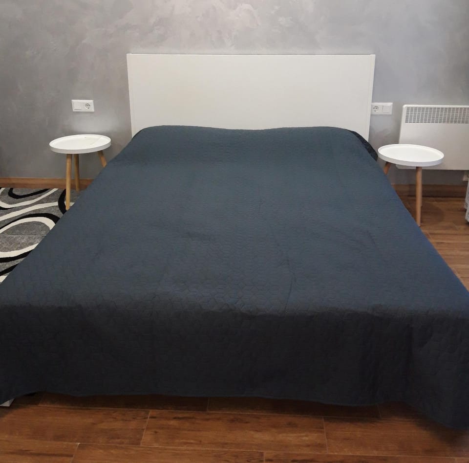 Однокомнатная квартира-студия. Новострой, центр города. Apartment in Ukraine