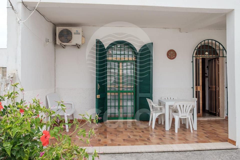 Property building, Patio, Day