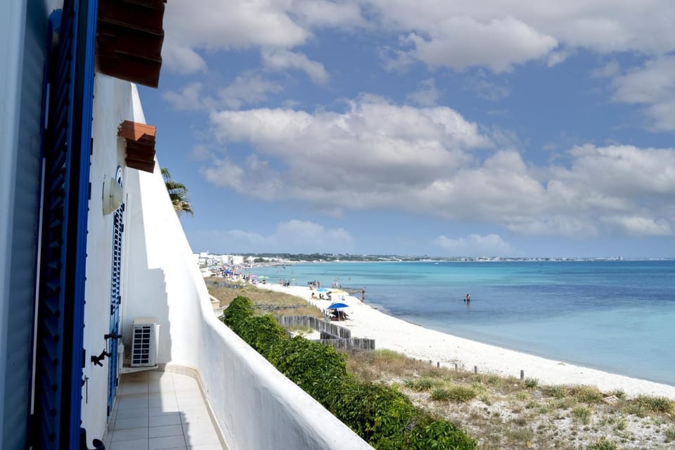 Villa Layla by ThePuglia Villa in Torre Lapillo