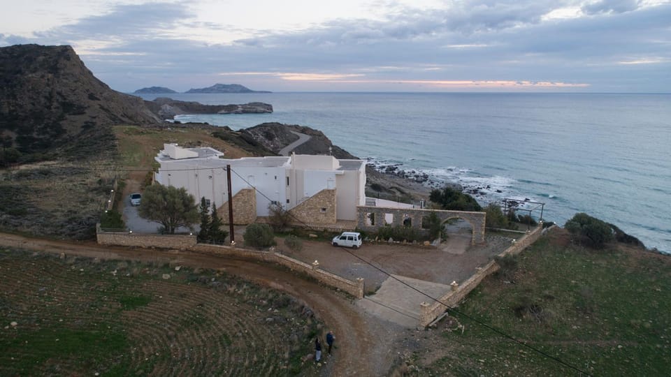 Hill of Calm Hotel in Crete
