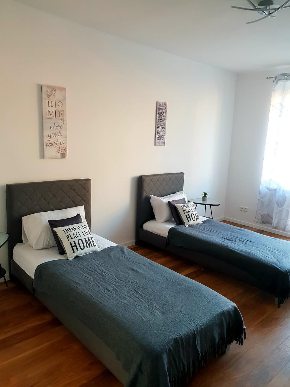 Apartament AltePost Apartment in Lower Silesian Voivodeship