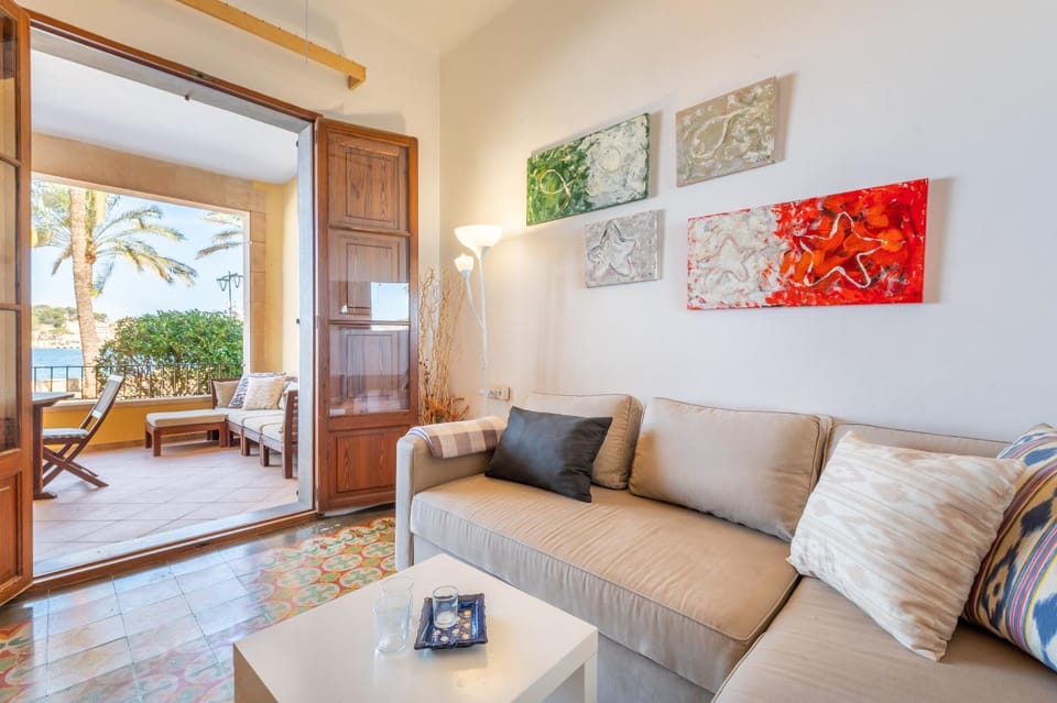 Property building, Living room
