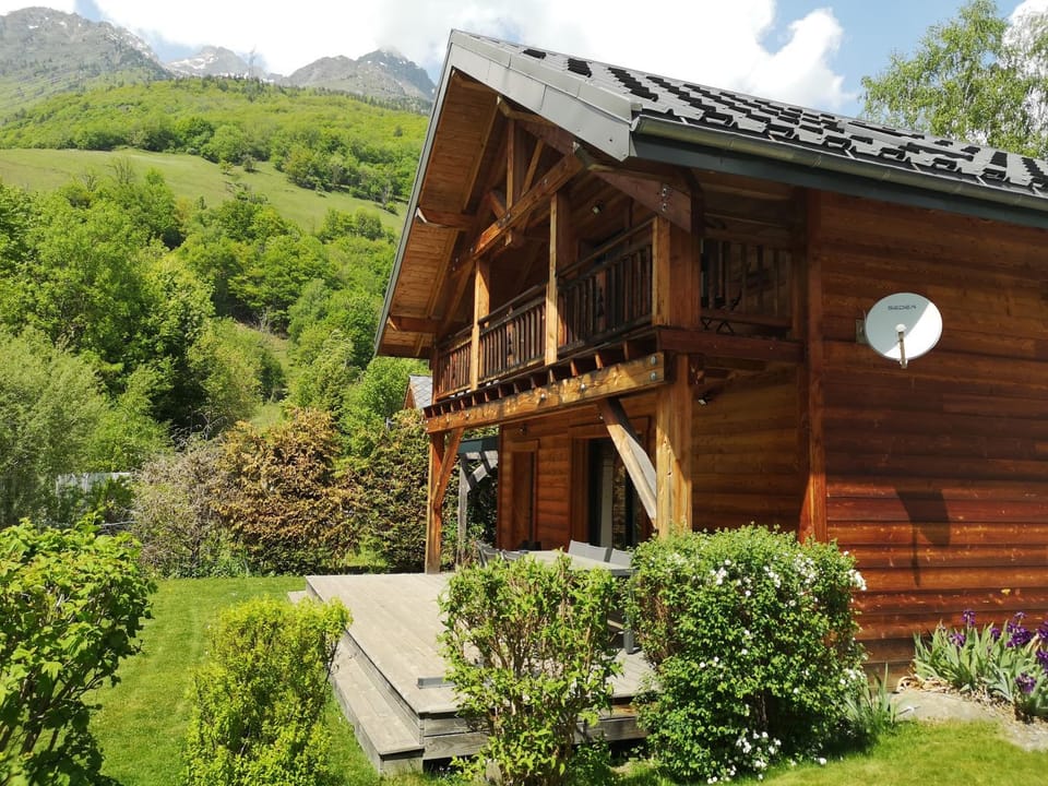 Chalet de l'Oisans Chalet in Oz