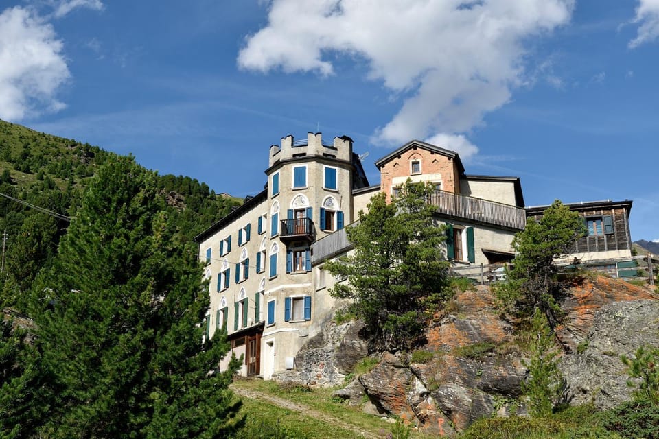 Facade/entrance, Summer