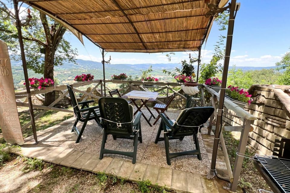 Antico Leccio Green House in Umbria