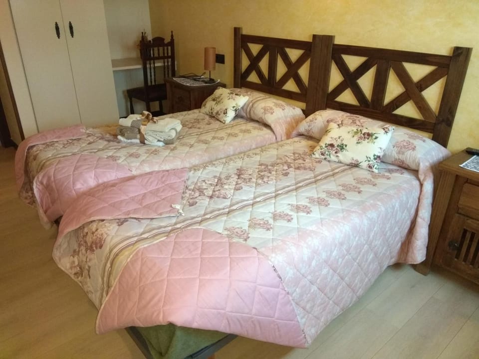 La Cerca de Doña Jimena Country House in Castile and León