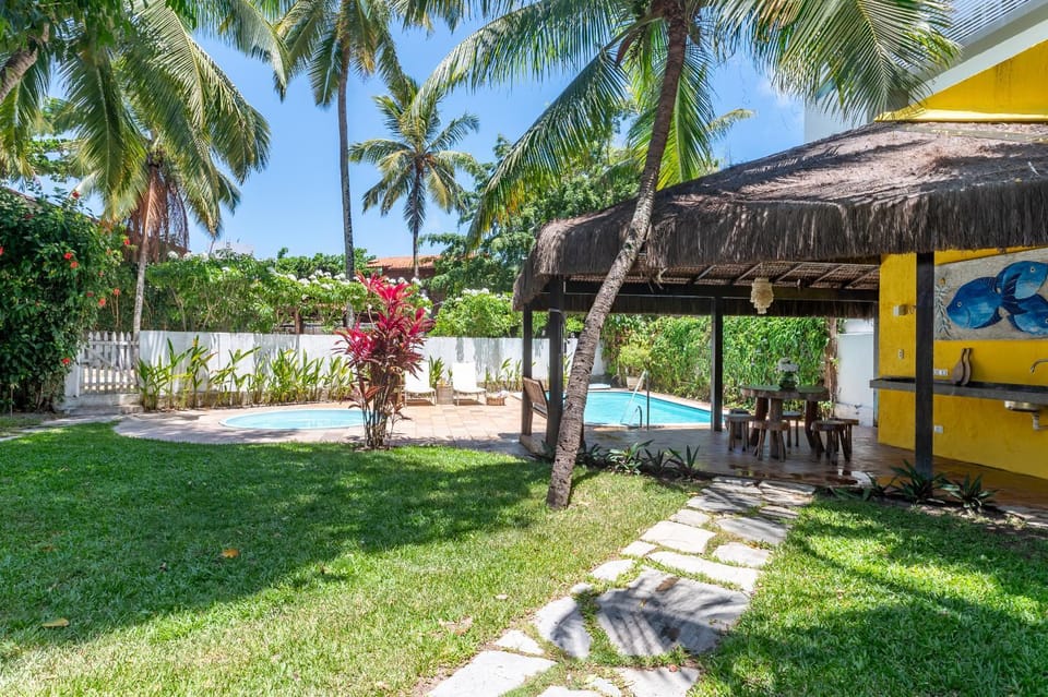 Property building, Garden, Garden view, Swimming pool
