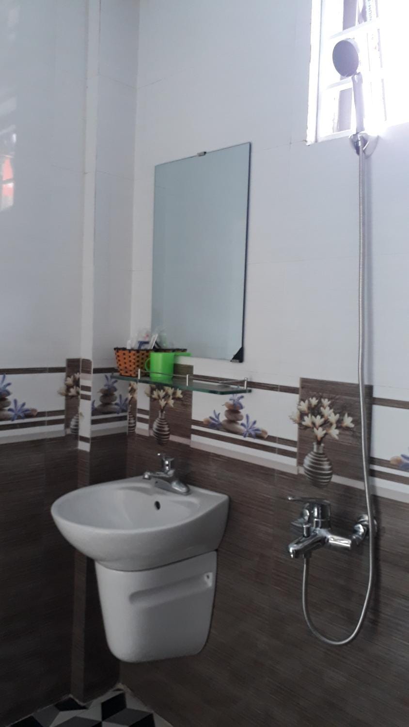 Nhà nghỉ Book Hotel in Laos