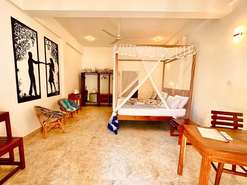 Living room, Photo of the whole room, Seating area