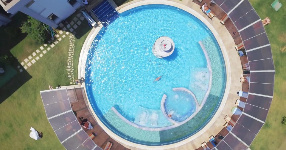 Bird's eye view, Swimming pool