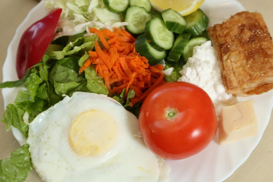 Restaurant/places to eat, Food and drinks, Food, Breakfast, Continental breakfast