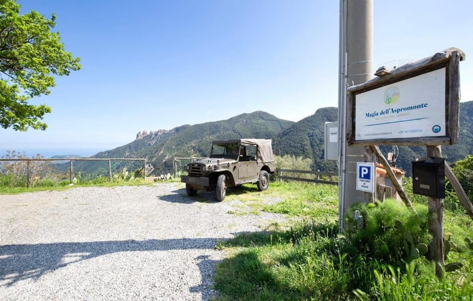 Activities, Hiking, Hiking, Mountain view, Sea view, Parking