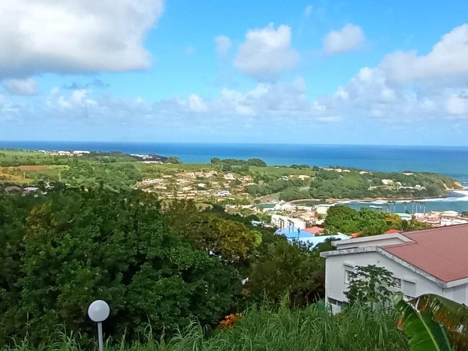 City view, Sea view