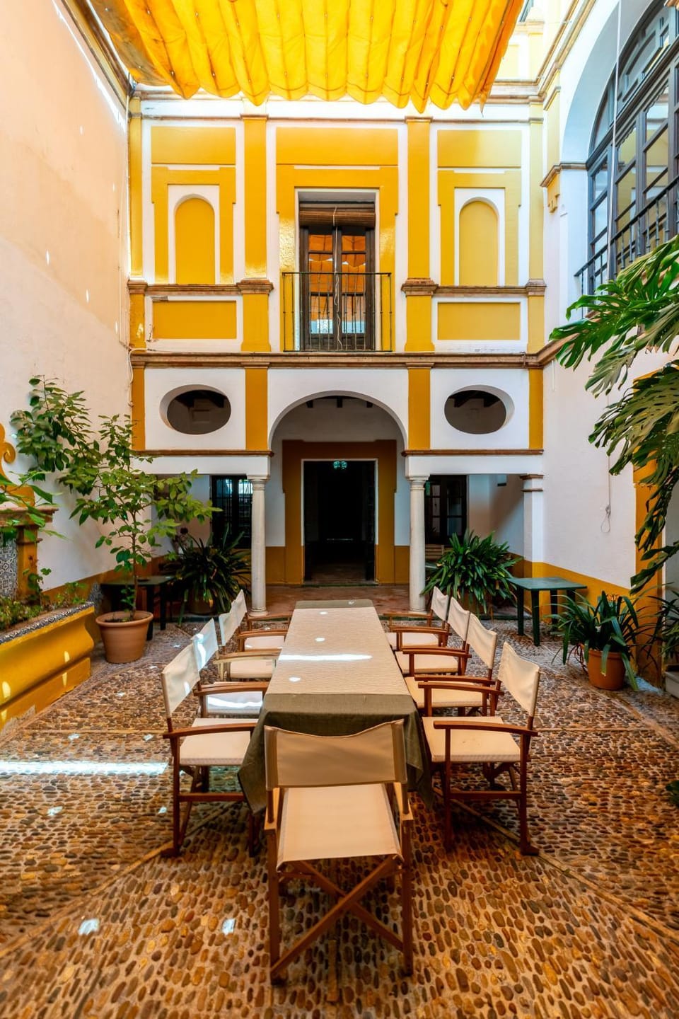 Patio, Day, Seating area