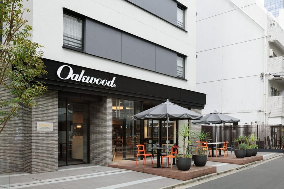 Property building, Restaurant/places to eat