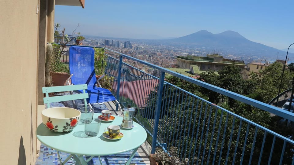 City view, Mountain view, Sea view