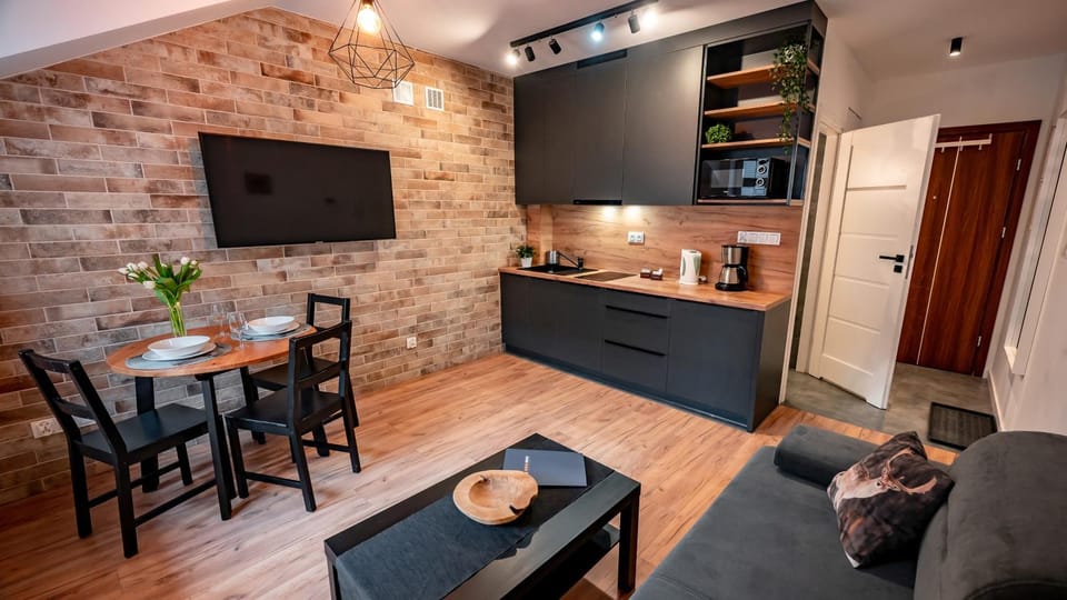 TV and multimedia, Kitchen or kitchenette, Seating area, Dining area