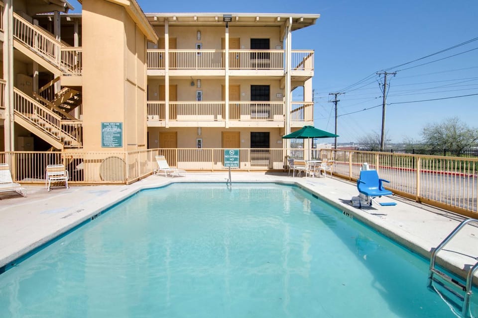 On site, Pool view, Swimming pool