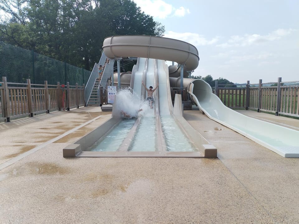 Aqua park, Swimming pool