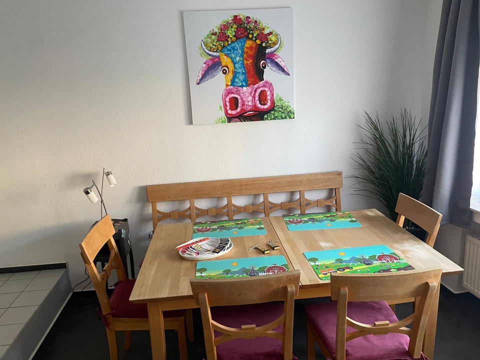 Decorative detail, Dining area