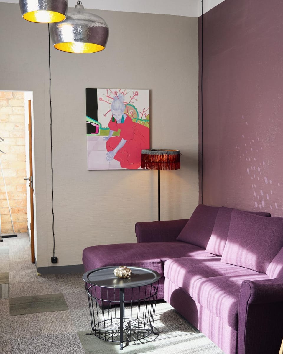 Living room, Seating area
