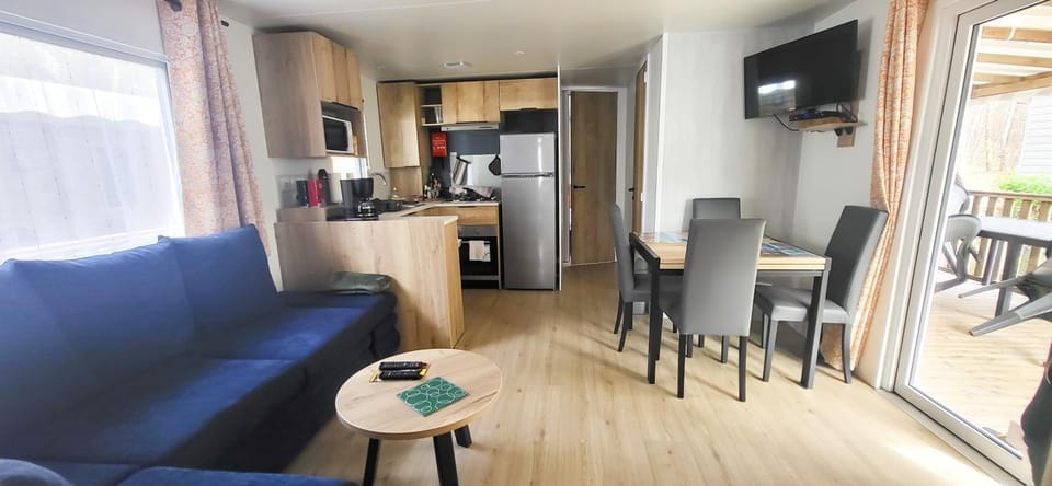 SevServices aux Dunes de Contis Campground/ 
RV Resort in Saint-Julien-en-Born