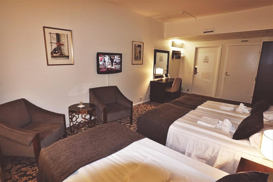 Photo of the whole room