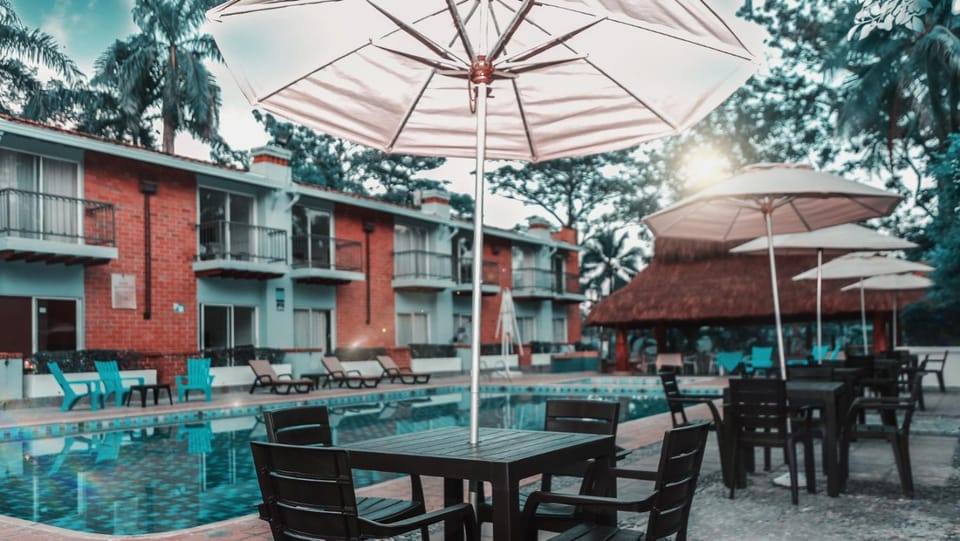 Patio, Swimming pool