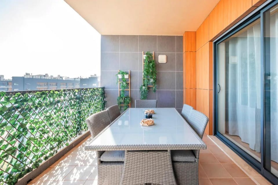 ★ OCEANFRONT: Luxury Breathtaking Views and Pool ★ Apartment in Olhão
