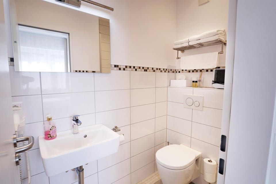 List Five - Your British Guesthouse Apartment in Stuttgart