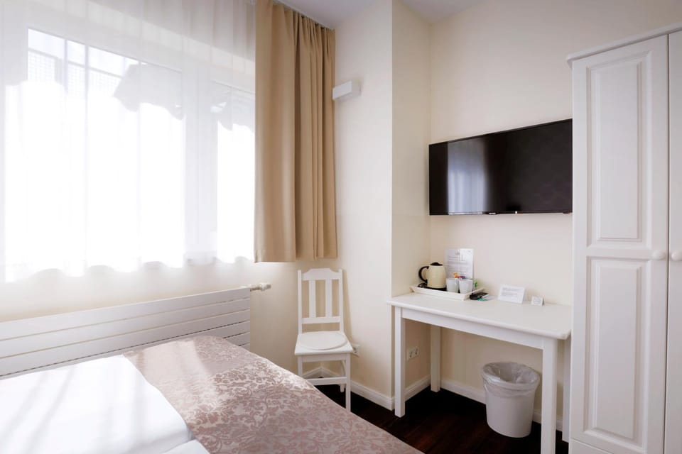 List Five - Your British Guesthouse Apartment in Stuttgart