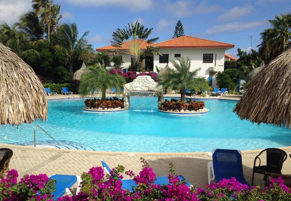Pool view, Swimming pool, Swimming pool, sunbed