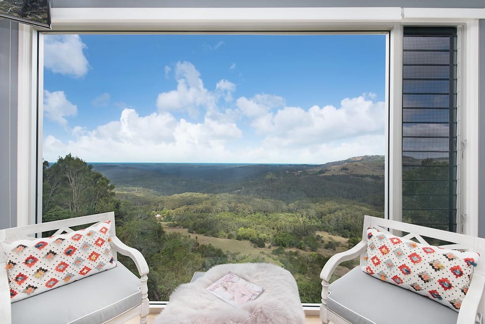 Bedroom, Mountain view