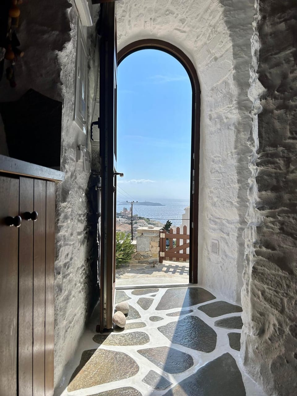 Facade/entrance, View (from property/room), Garden view, Sea view