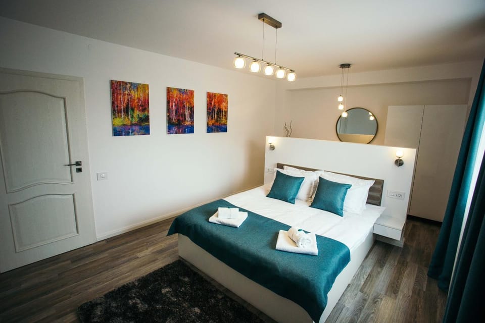 Bed, Photo of the whole room, Bedroom, towels, wardrobe