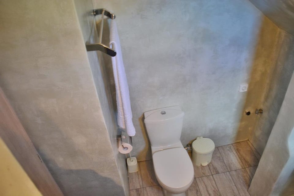 Toilet, Bathroom