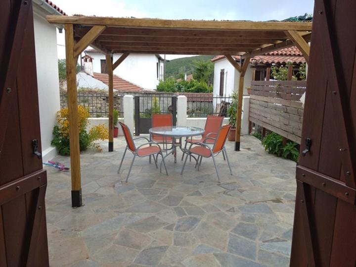 Avra House in Argalasti House in Magnesia Prefecture, Greece