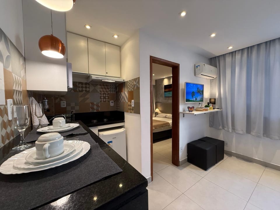 TV and multimedia, Kitchen or kitchenette, Living room, Dining area, minibar, stove, air conditioner