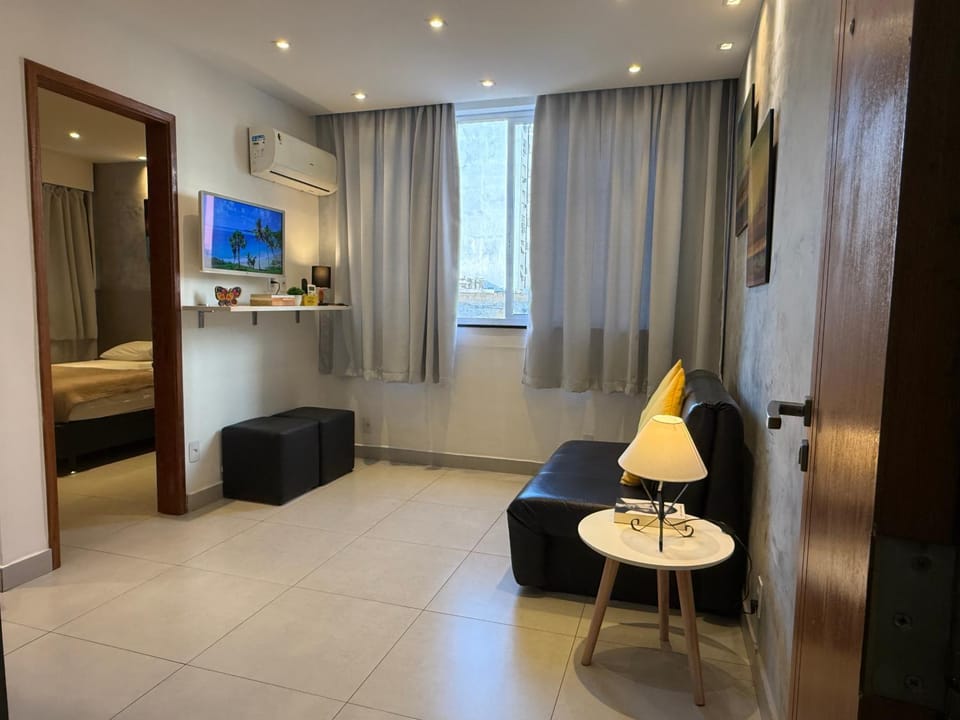 TV and multimedia, Living room, Decorative detail, air conditioner
