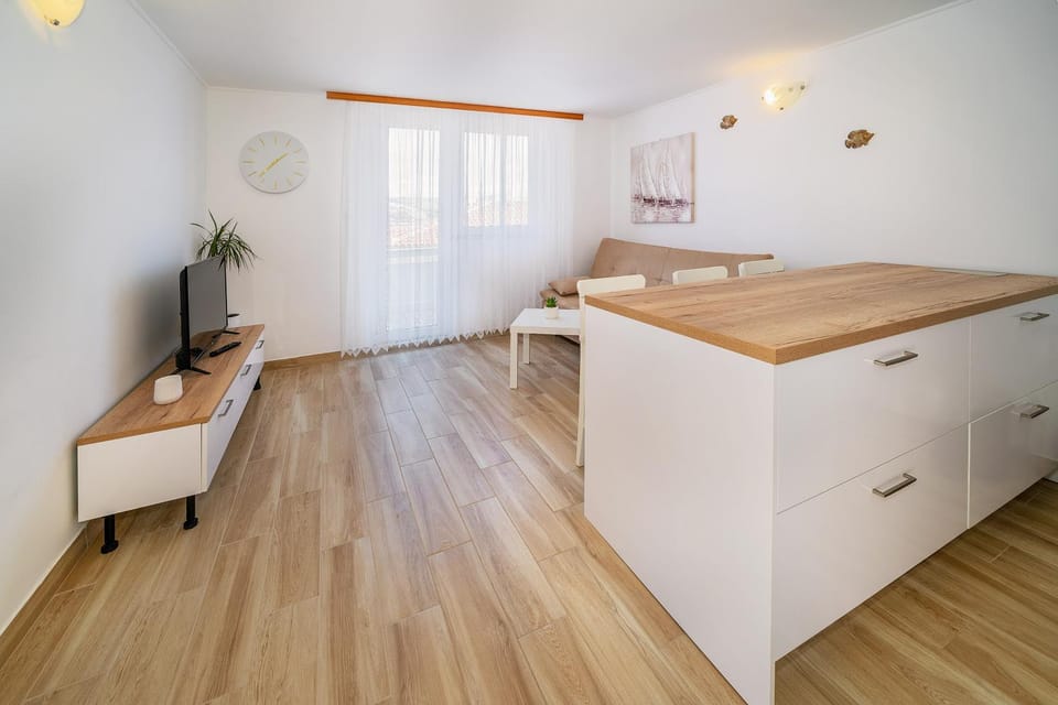 ARA-BANE Apartment in Lika-Senj County