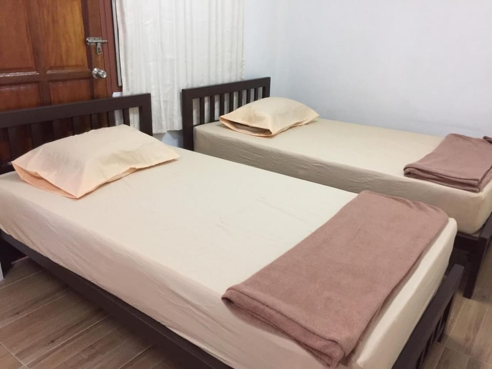 Siriwal Guesthouse Bed and Breakfast in Laos