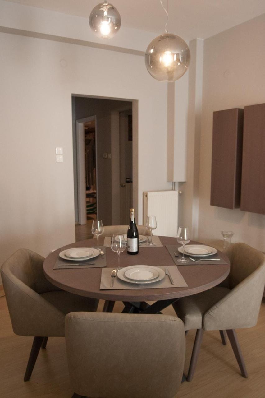 Stylish Zoi's appartment next to HELEXPO, White Tower Apartment in Thessaloniki