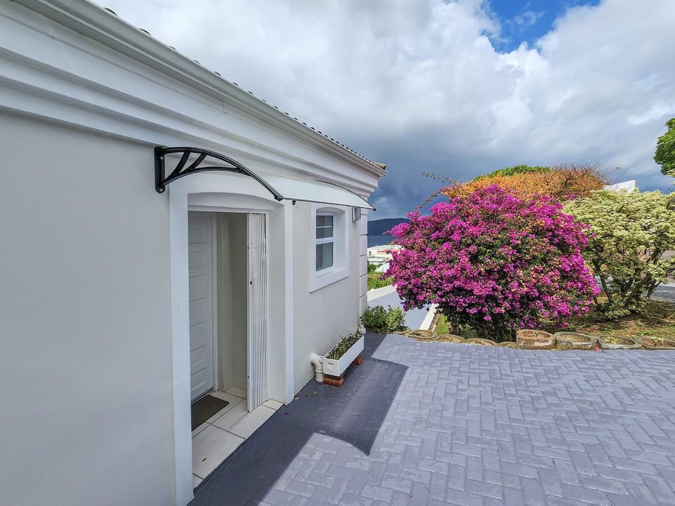 Villa C View Four Apartments Apartment in Knysna