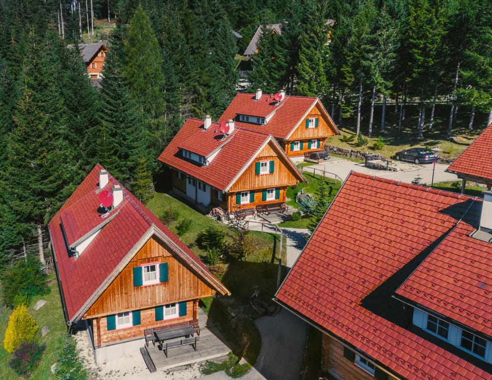 Neighbourhood, Bird's eye view