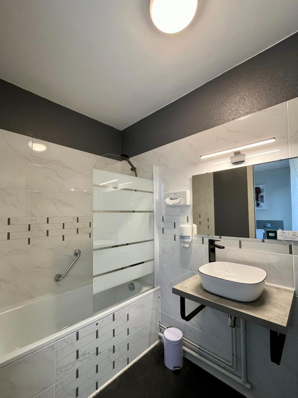 Shower, Bathroom, Family